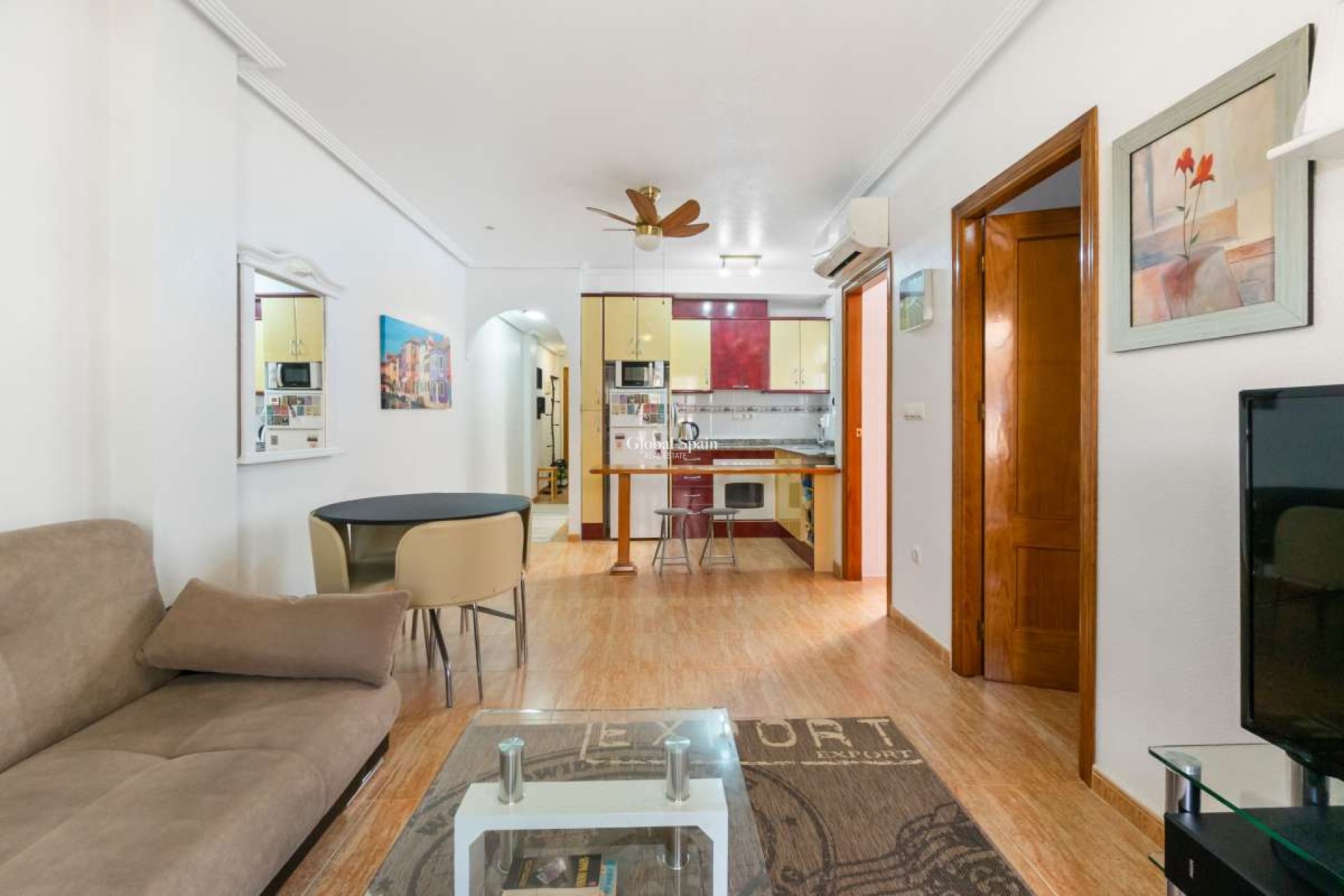 Resale - APARTMENT -
ORIHUELA COSTA - Costa Blanca