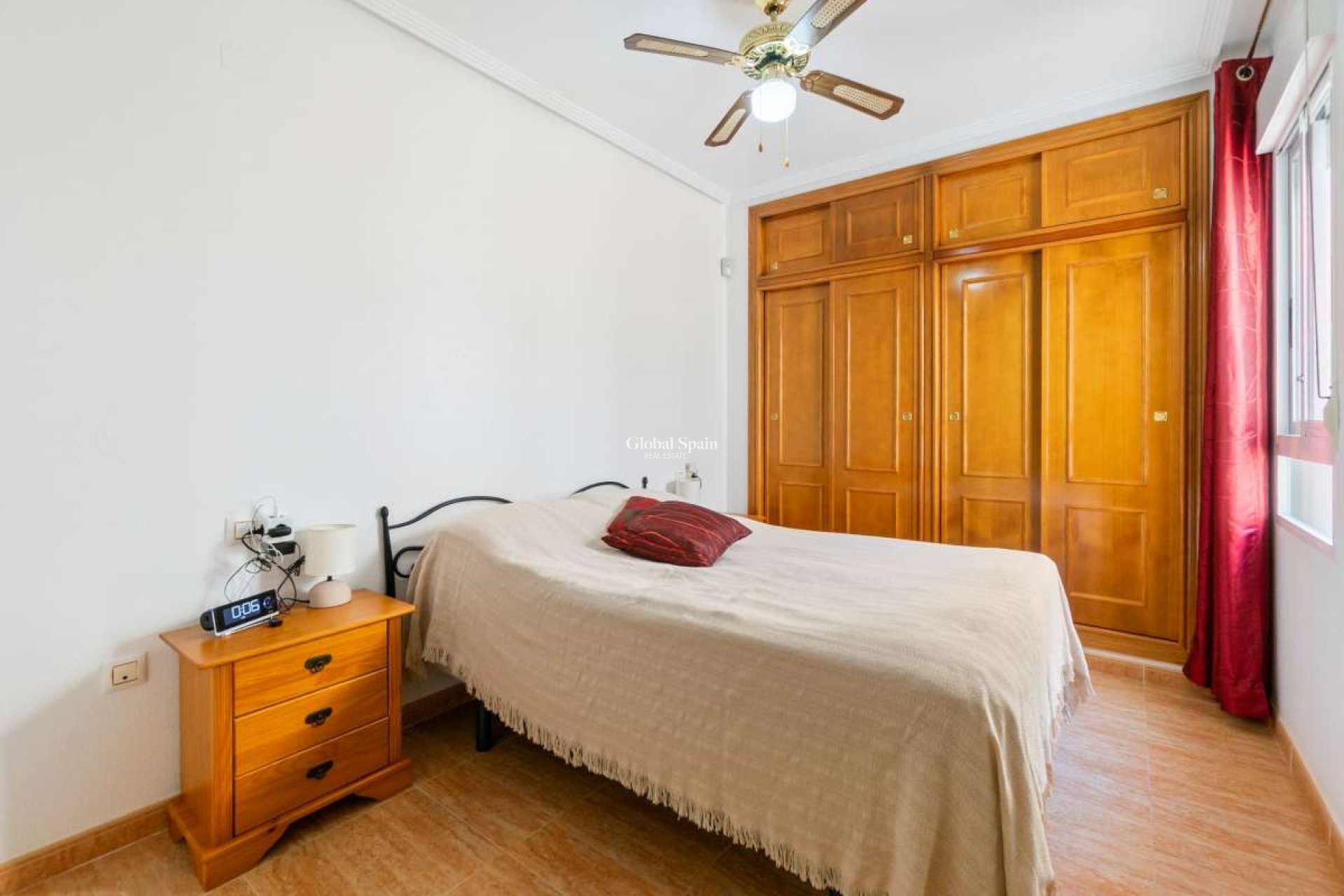 Resale - APARTMENT -
ORIHUELA COSTA - Costa Blanca