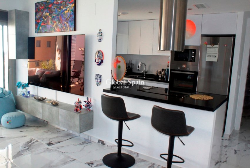 Resale - APARTMENT -
ORIHUELA COSTA - Costa Blanca