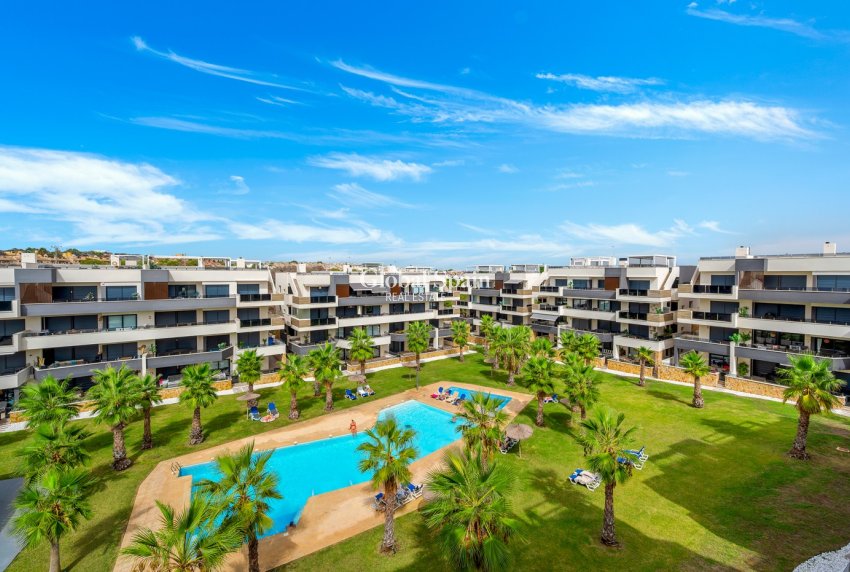 Resale - APARTMENT -
ORIHUELA COSTA - Costa Blanca