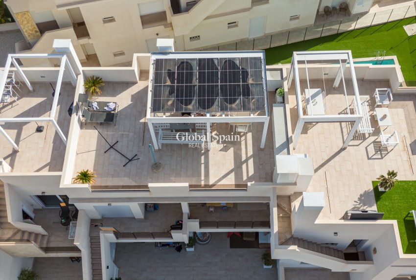 Resale - APARTMENT -
ORIHUELA COSTA - Costa Blanca