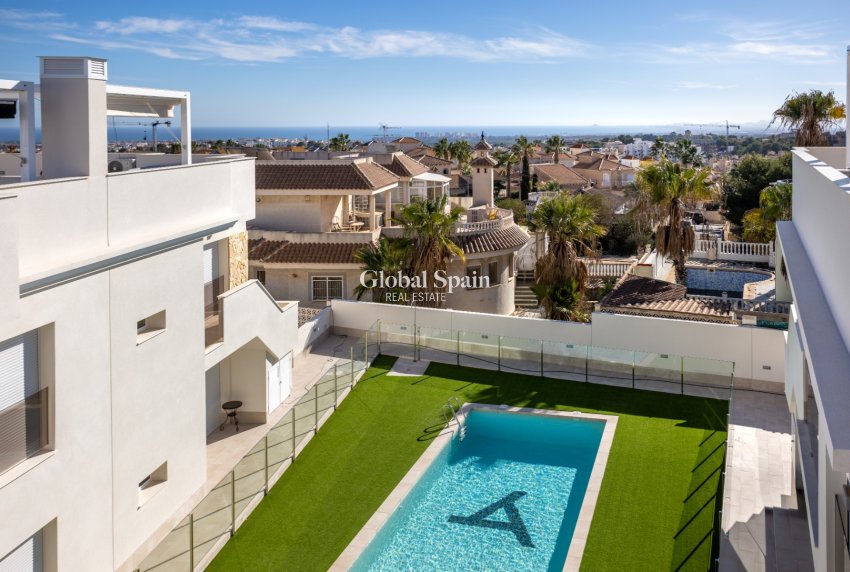 Resale - APARTMENT -
ORIHUELA COSTA - Costa Blanca