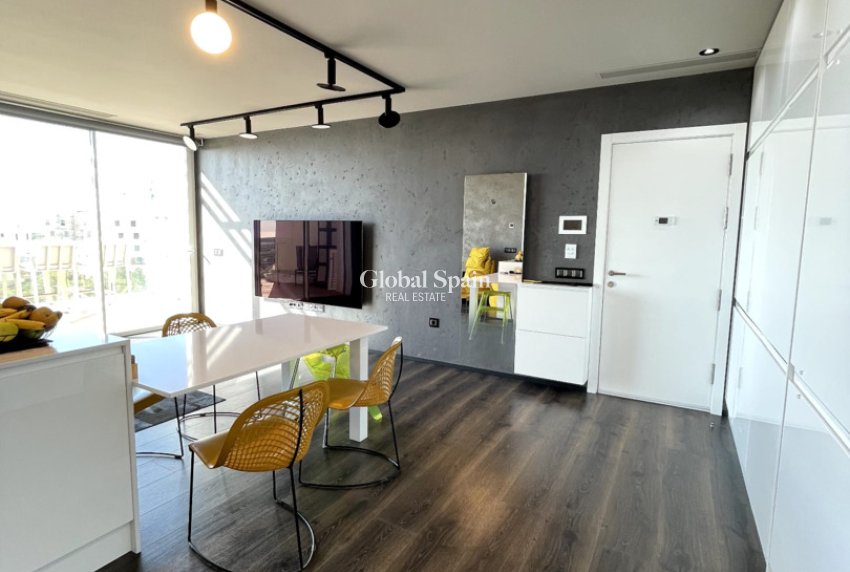 Resale - APARTMENT -
ORIHUELA COSTA - Costa Blanca