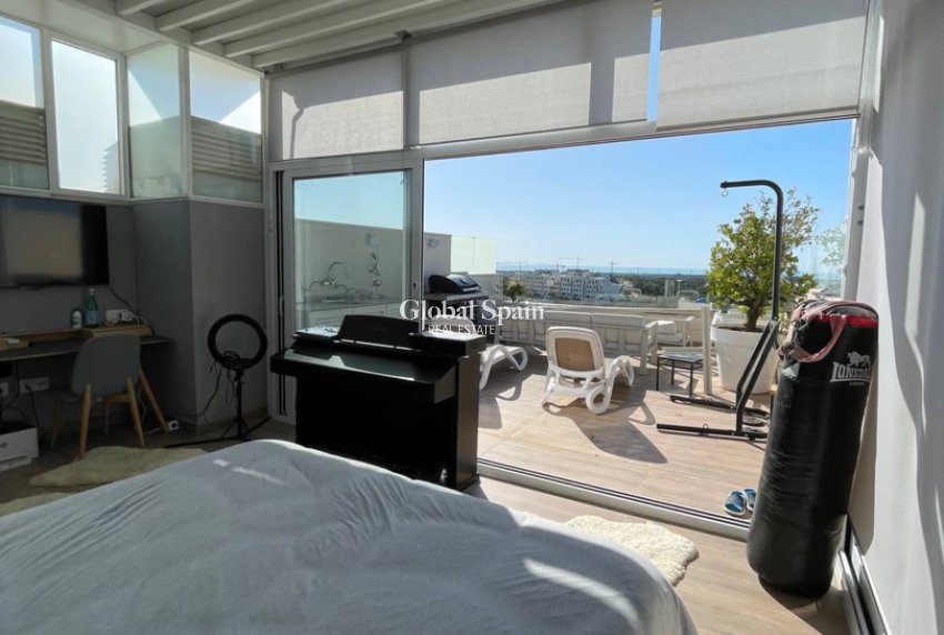 Resale - APARTMENT -
ORIHUELA COSTA - Costa Blanca