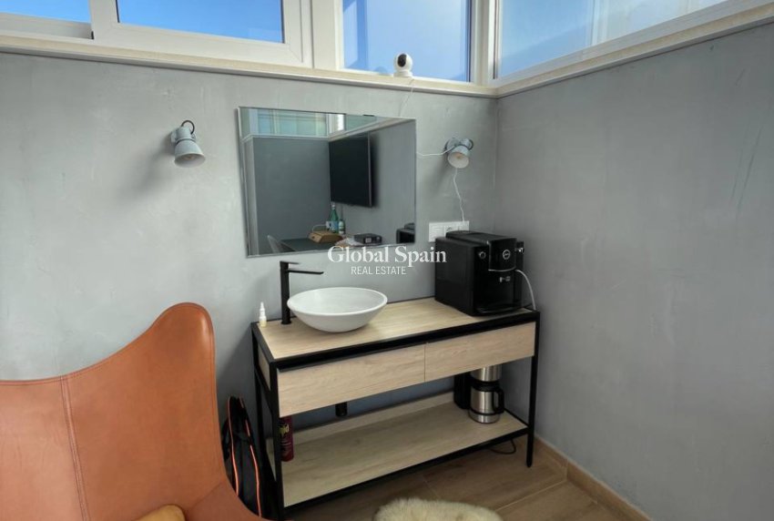 Resale - APARTMENT -
ORIHUELA COSTA - Costa Blanca