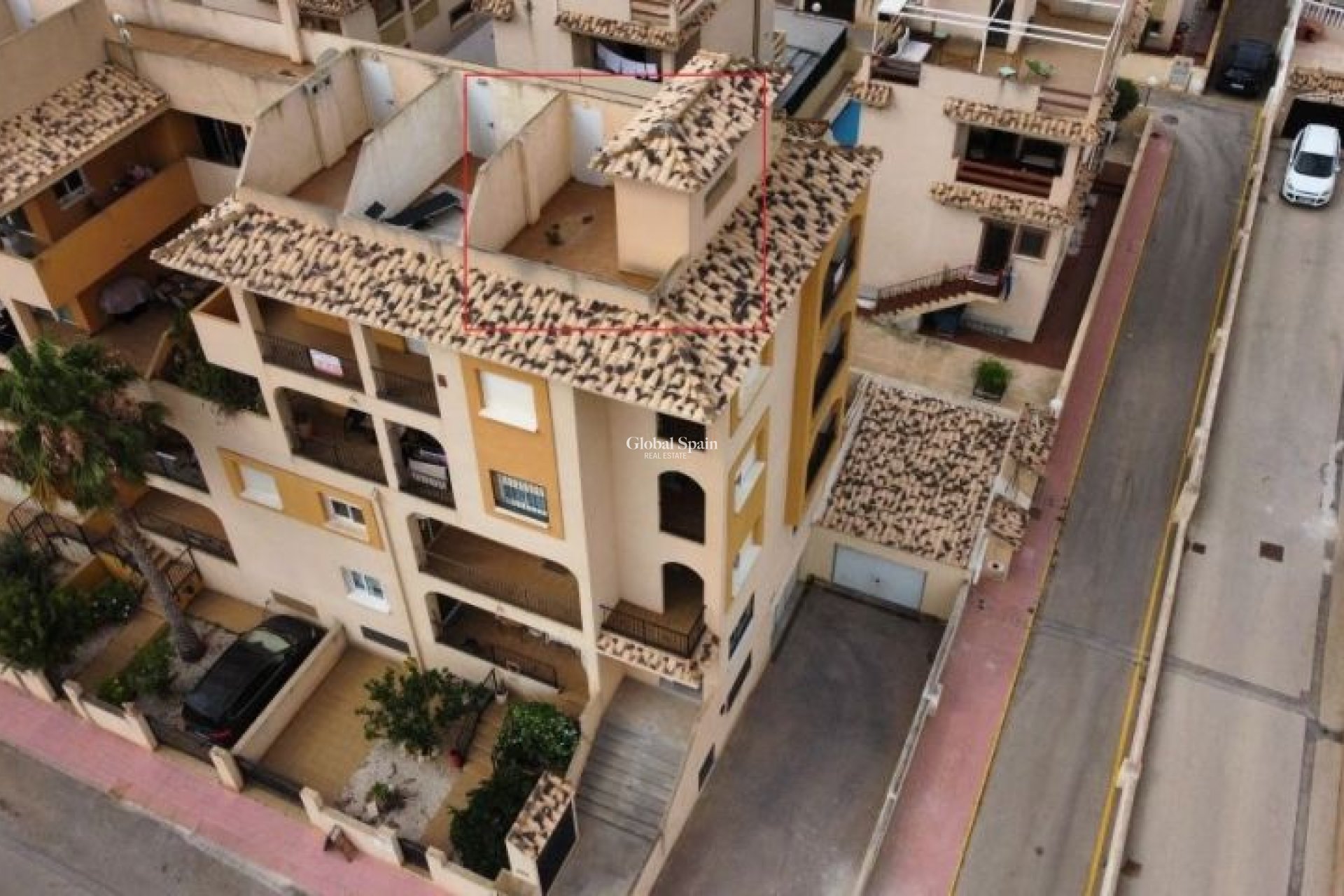 Resale - APARTMENT -
ORIHUELA COSTA - Costa Blanca