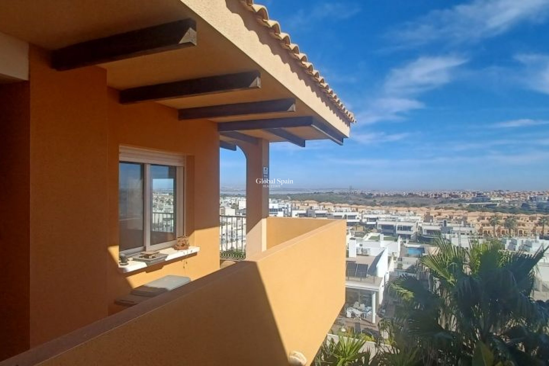 Resale - APARTMENT -
ORIHUELA COSTA - Costa Blanca