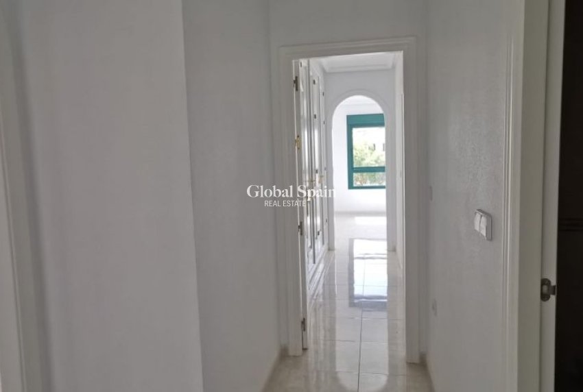 Resale - APARTMENT -
ORIHUELA COSTA - Costa Blanca