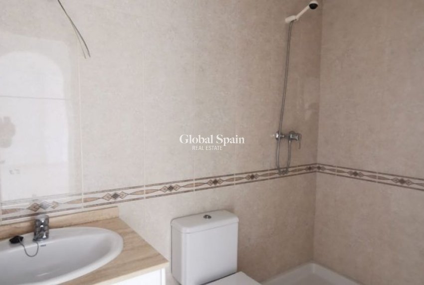 Resale - APARTMENT -
ORIHUELA COSTA - Costa Blanca