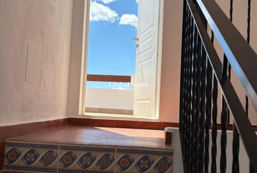 Resale - APARTMENT -
ORIHUELA COSTA - Costa Blanca