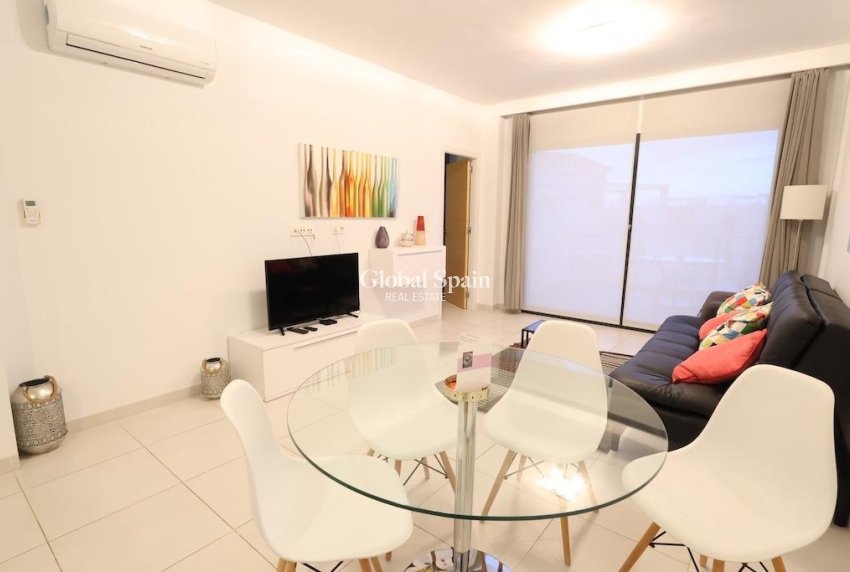 Resale - APARTMENT -
ORIHUELA COSTA - Costa Blanca