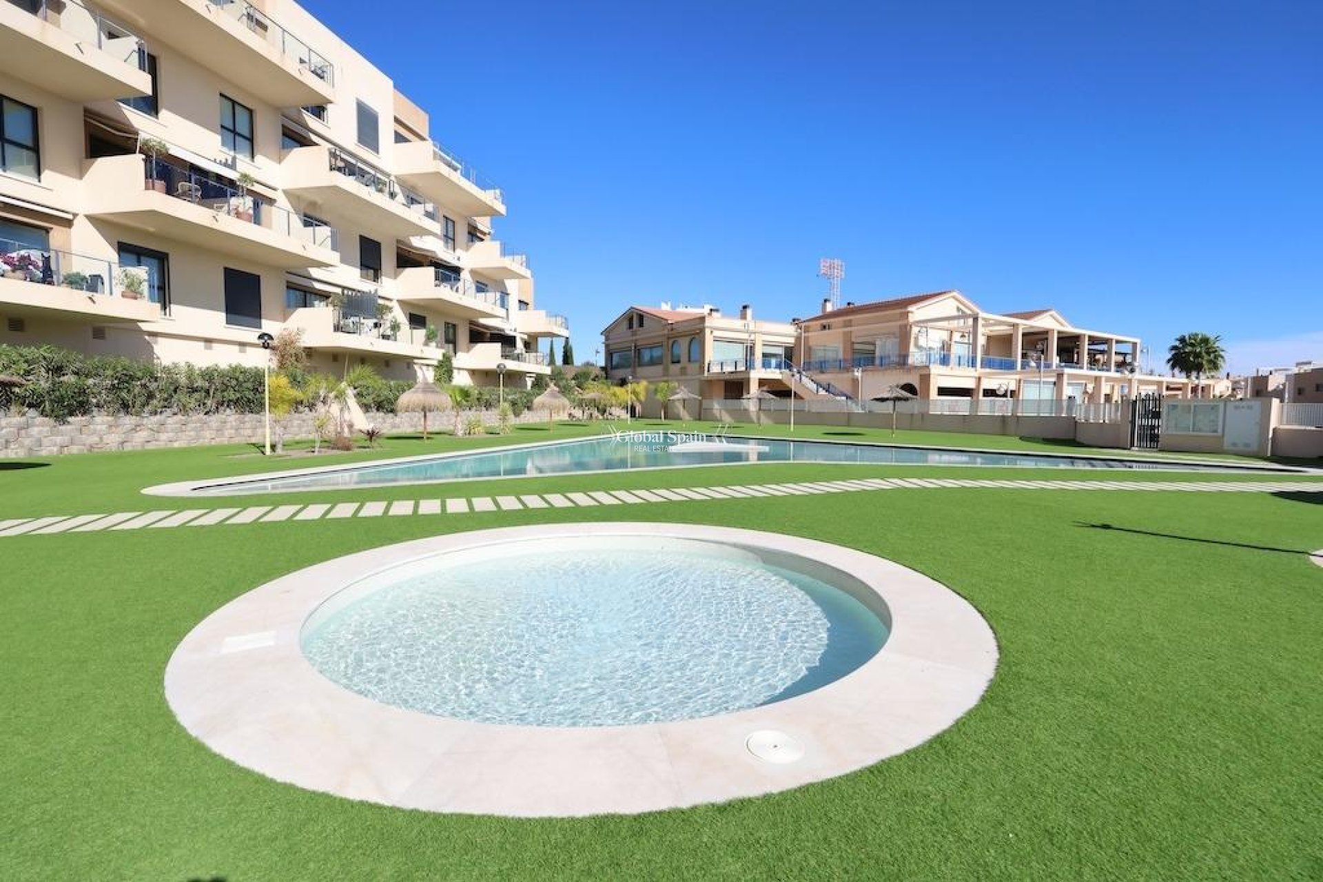 Resale - APARTMENT -
ORIHUELA COSTA - Costa Blanca