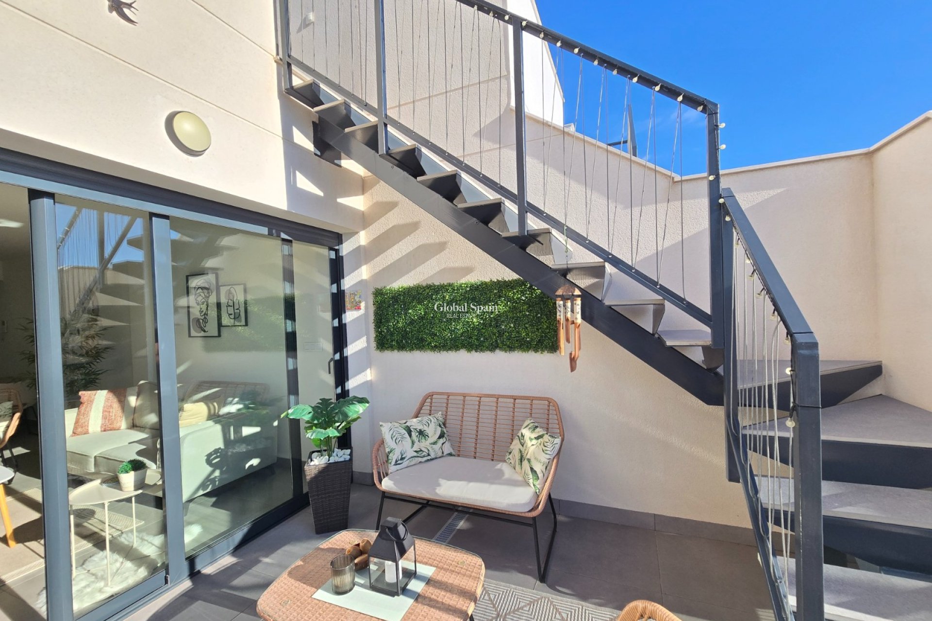 Resale - APARTMENT -
ORIHUELA COSTA - Costa Blanca