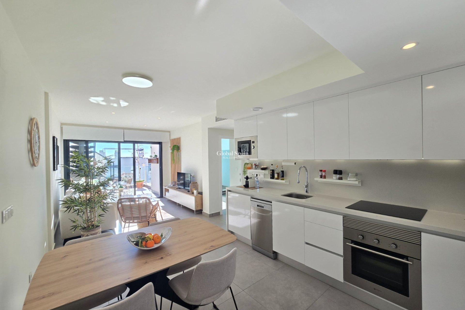 Resale - APARTMENT -
ORIHUELA COSTA - Costa Blanca