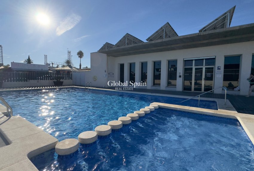 Resale - APARTMENT -
ORIHUELA COSTA - Costa Blanca