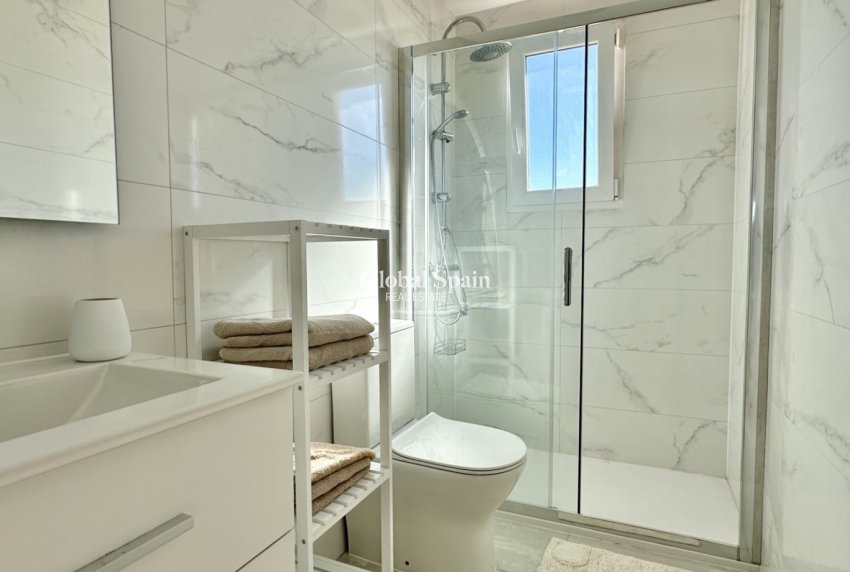 Resale - APARTMENT -
ORIHUELA COSTA - Costa Blanca