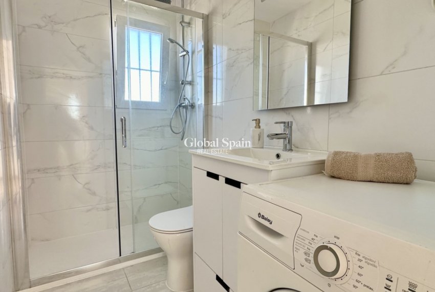 Resale - APARTMENT -
ORIHUELA COSTA - Costa Blanca