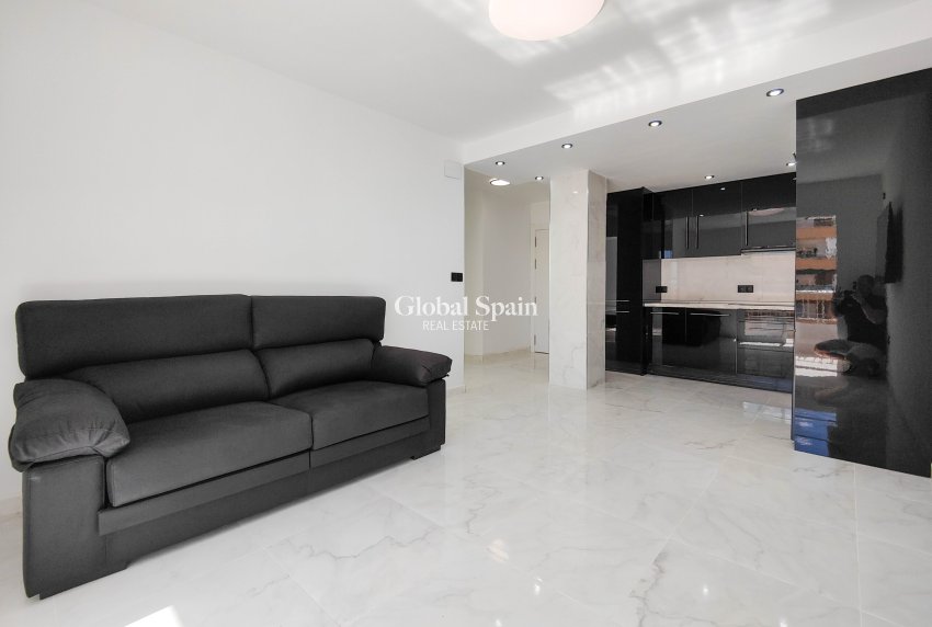 Resale - APARTMENT -
ORIHUELA COSTA - Costa Blanca