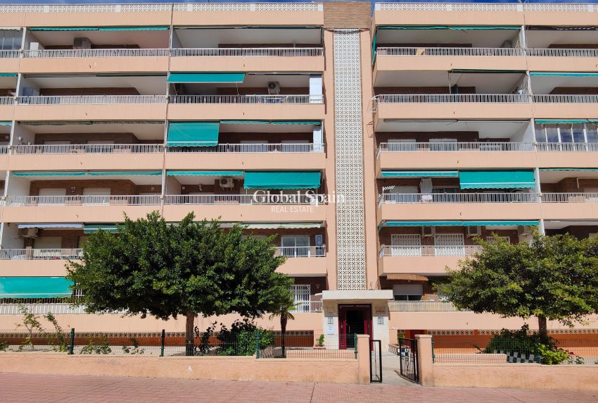 Resale - APARTMENT -
ORIHUELA COSTA - Costa Blanca