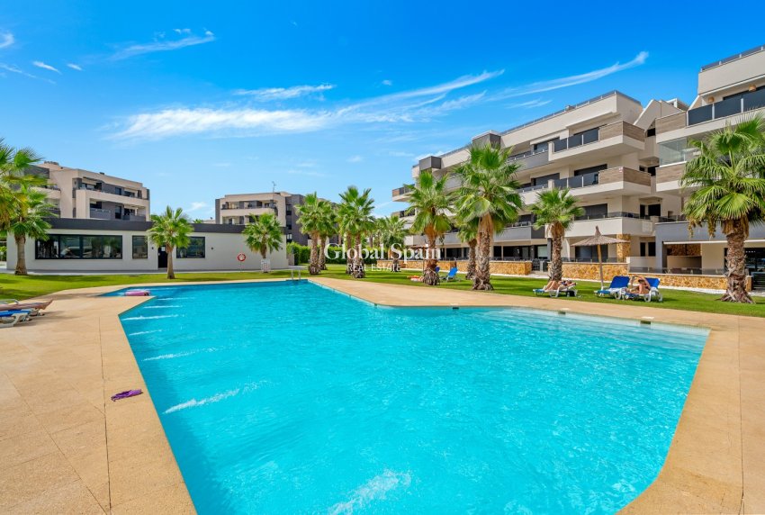 Resale - APARTMENT -
ORIHUELA COSTA - Costa Blanca