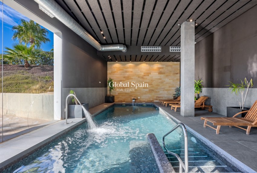 Resale - APARTMENT -
ORIHUELA COSTA - Costa Blanca