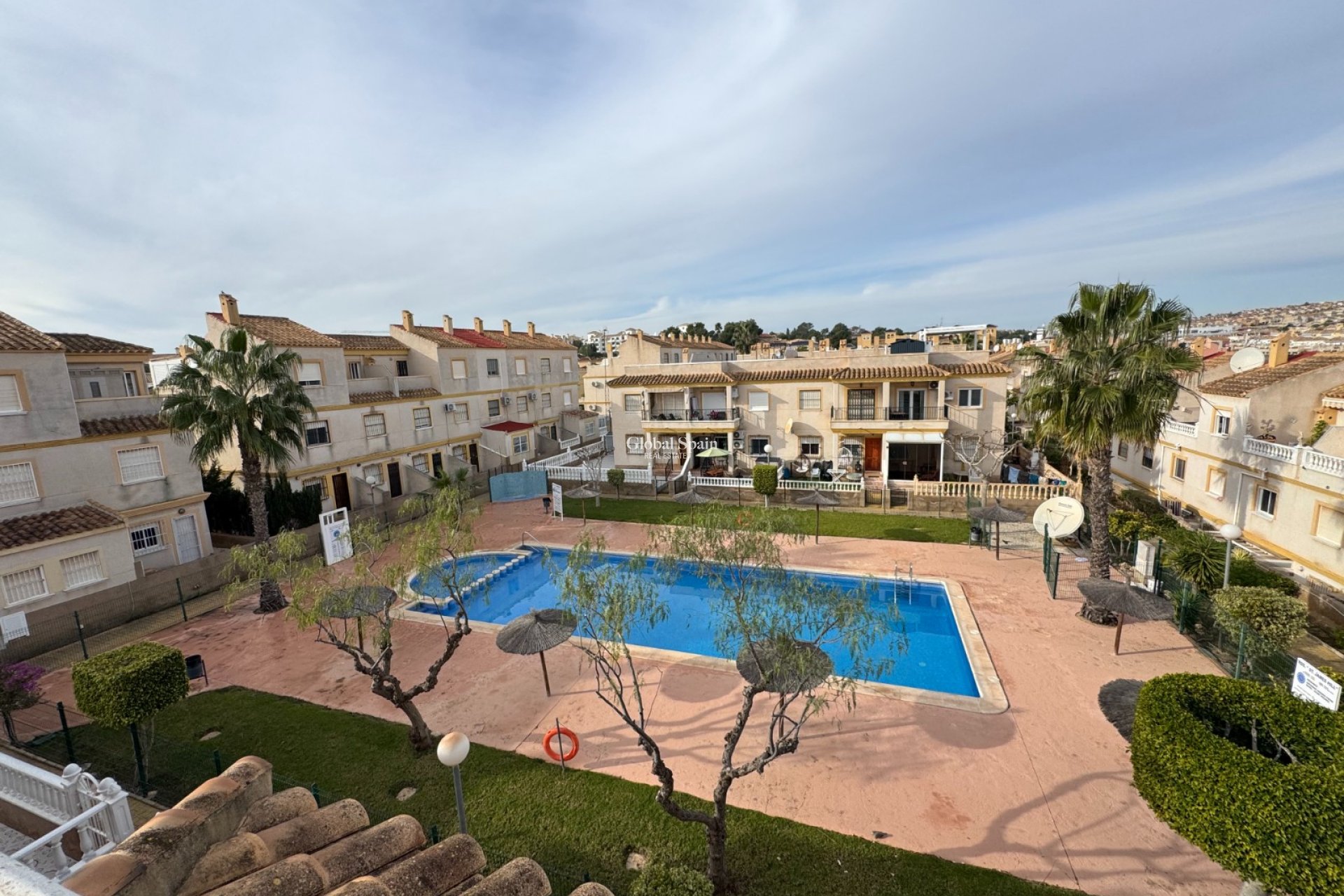 Resale - APARTMENT -
ORIHUELA COSTA - Costa Blanca