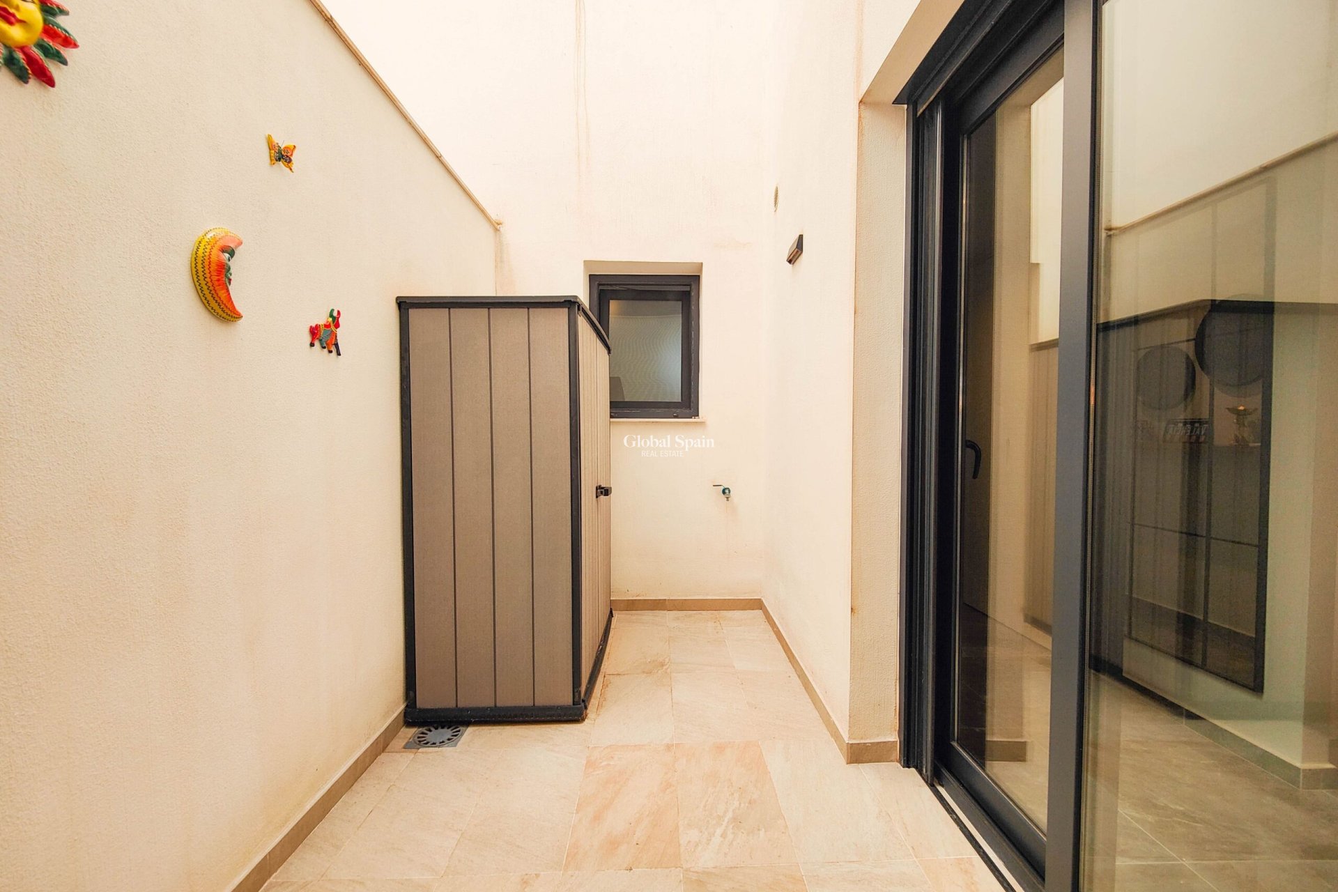 Resale - APARTMENT -
ORIHUELA COSTA - Costa Blanca