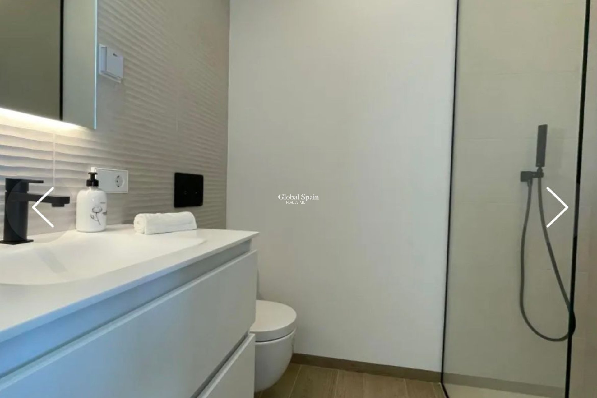 Resale - APARTMENT -
ORIHUELA COSTA - Costa Blanca