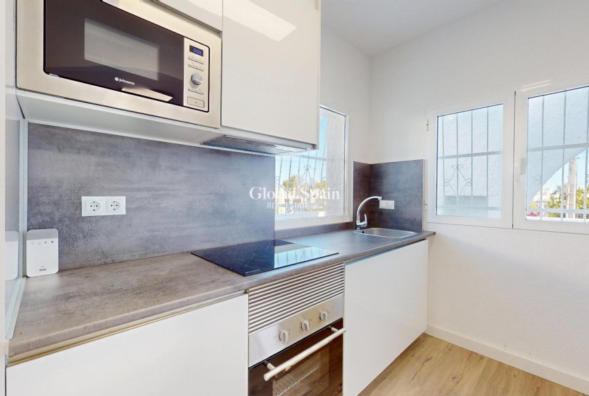 Resale - APARTMENT -
ORIHUELA COSTA - Costa Blanca