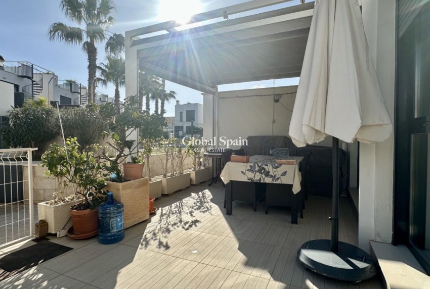 Resale - APARTMENT -
ORIHUELA COSTA - Costa Blanca