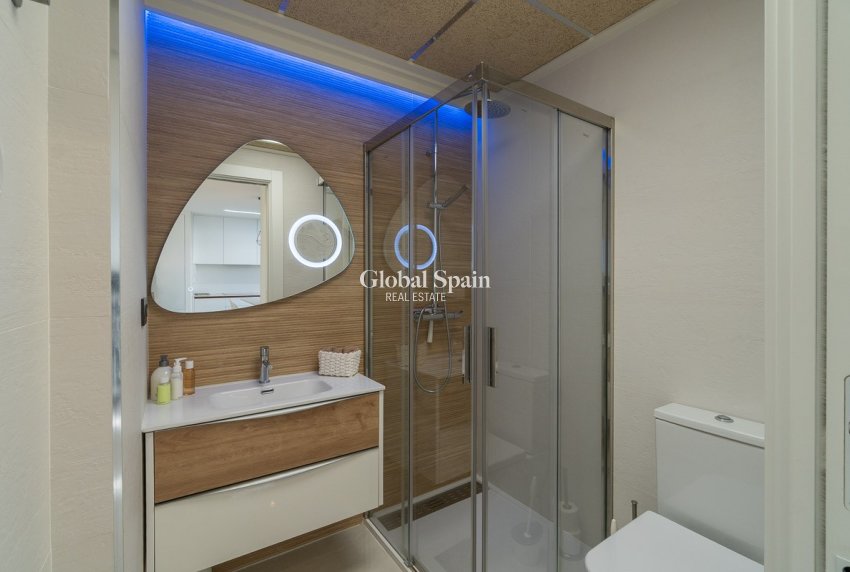 Resale - APARTMENT -
ORIHUELA COSTA - Costa Blanca