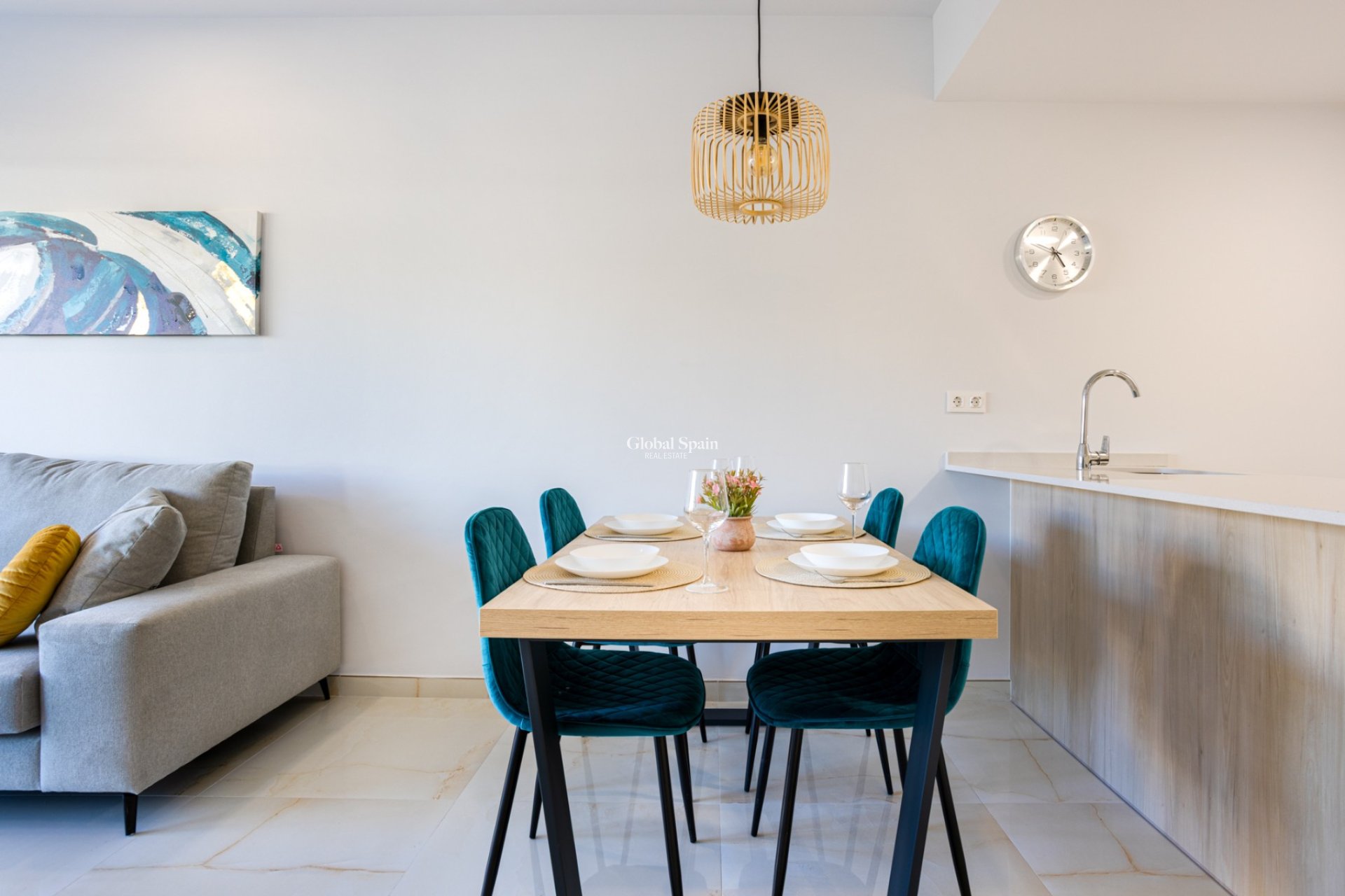 Resale - APARTMENT -
ORIHUELA COSTA - Costa Blanca