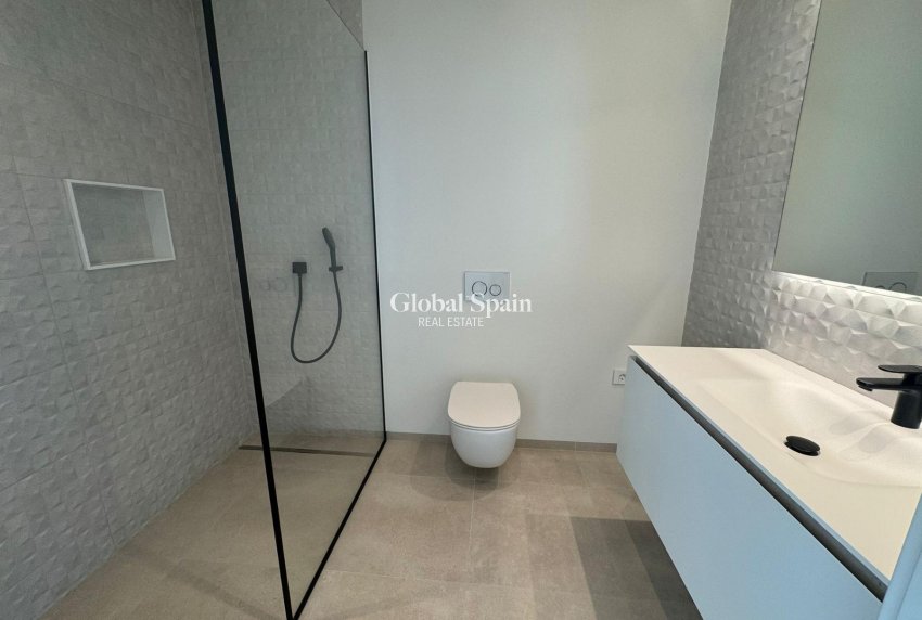 Resale - APARTMENT -
ORIHUELA COSTA - Costa Blanca