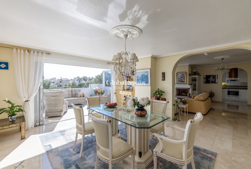 Resale - APARTMENT -
ORIHUELA COSTA - Costa Blanca