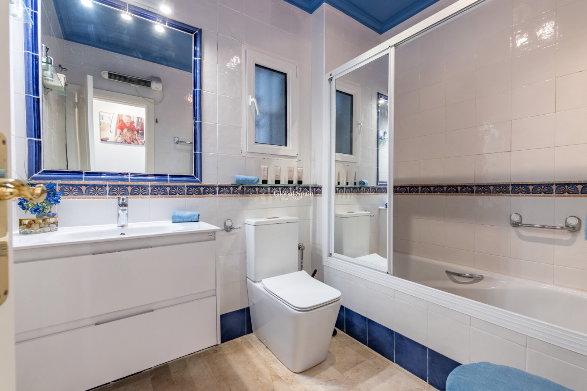 Resale - APARTMENT -
ORIHUELA COSTA - Costa Blanca