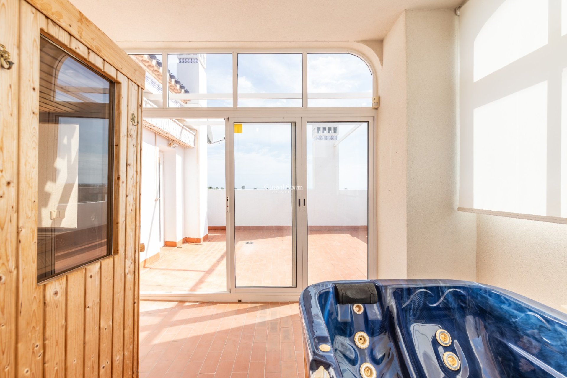 Resale - APARTMENT -
ORIHUELA COSTA - Costa Blanca