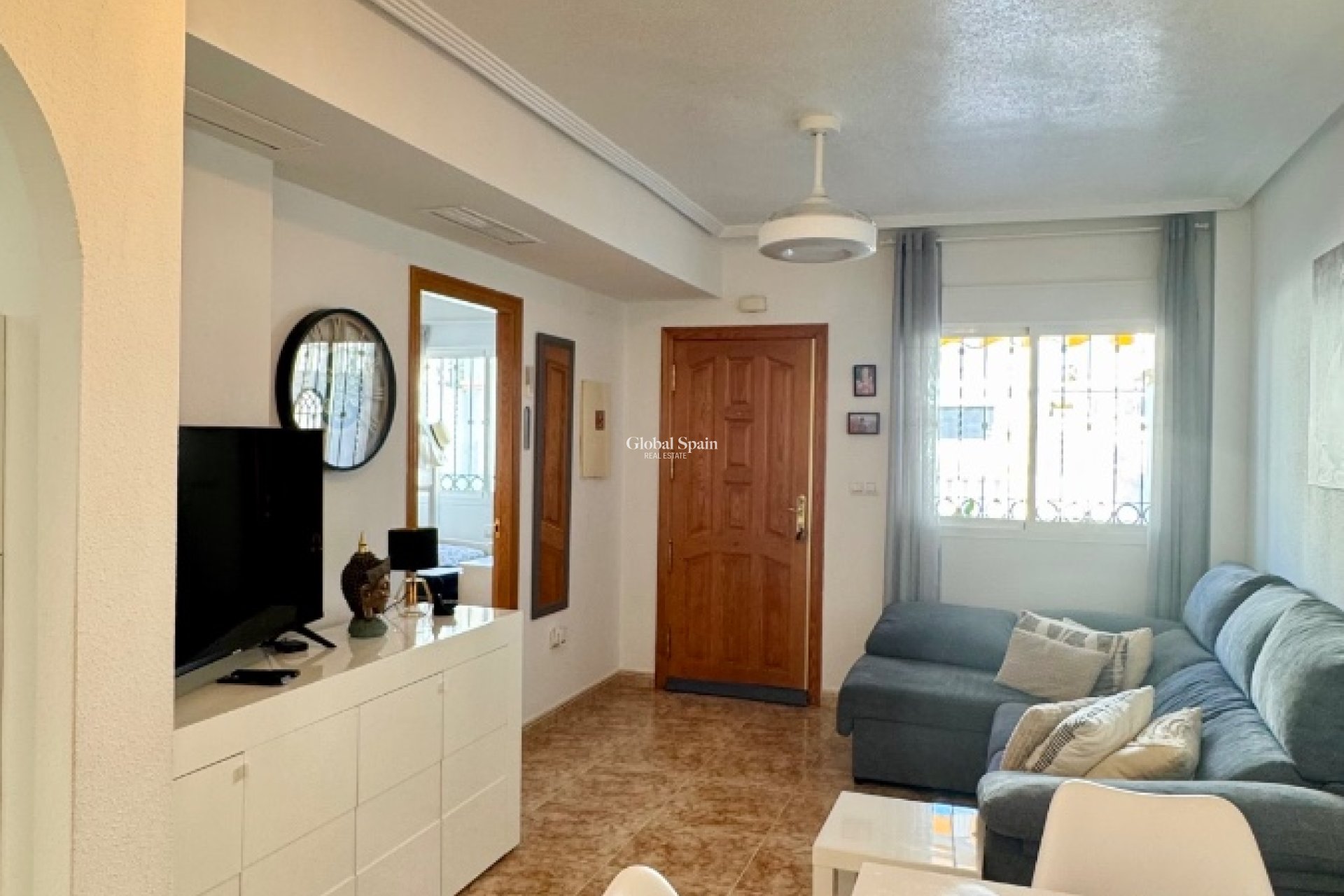 Resale - APARTMENT -
ORIHUELA COSTA - Costa Blanca