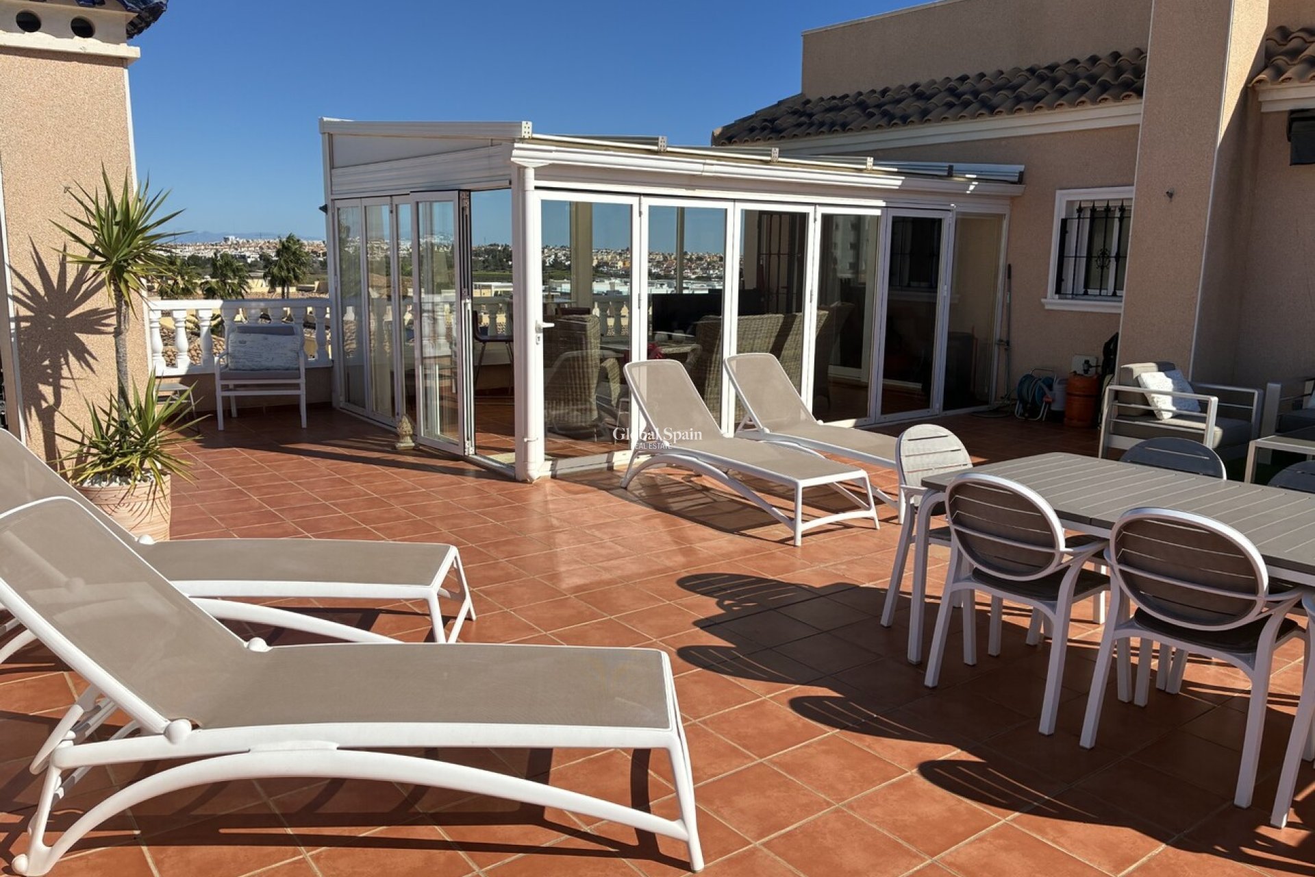 Resale - APARTMENT -
ORIHUELA COSTA - Costa Blanca