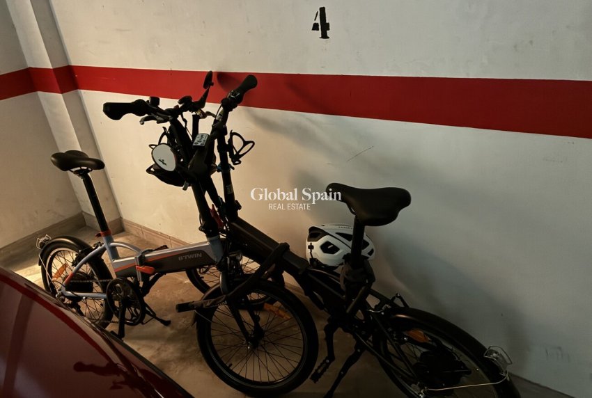 Resale - APARTMENT -
ORIHUELA COSTA - Costa Blanca