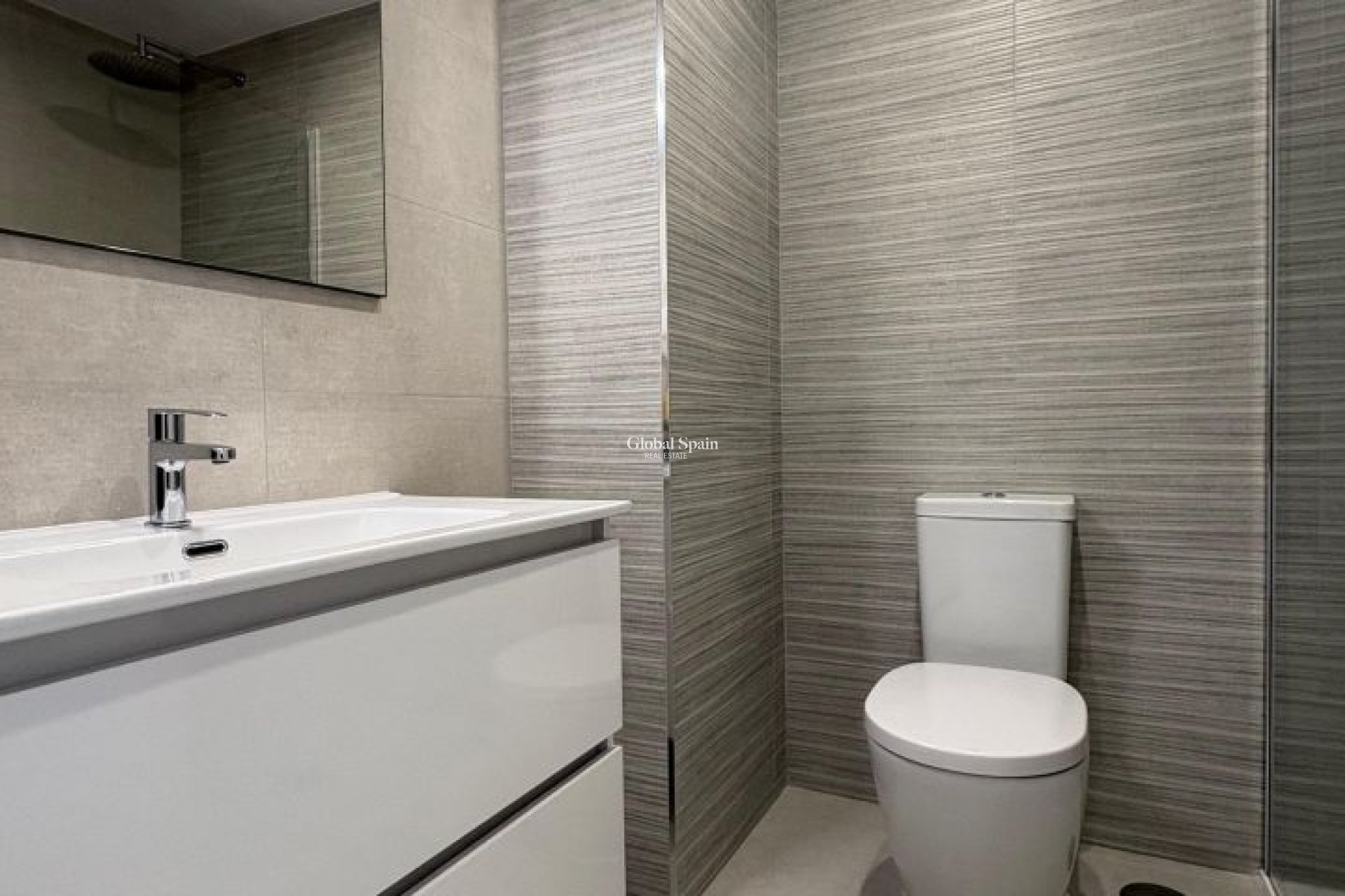 Resale - APARTMENT -
ORIHUELA COSTA - Costa Blanca