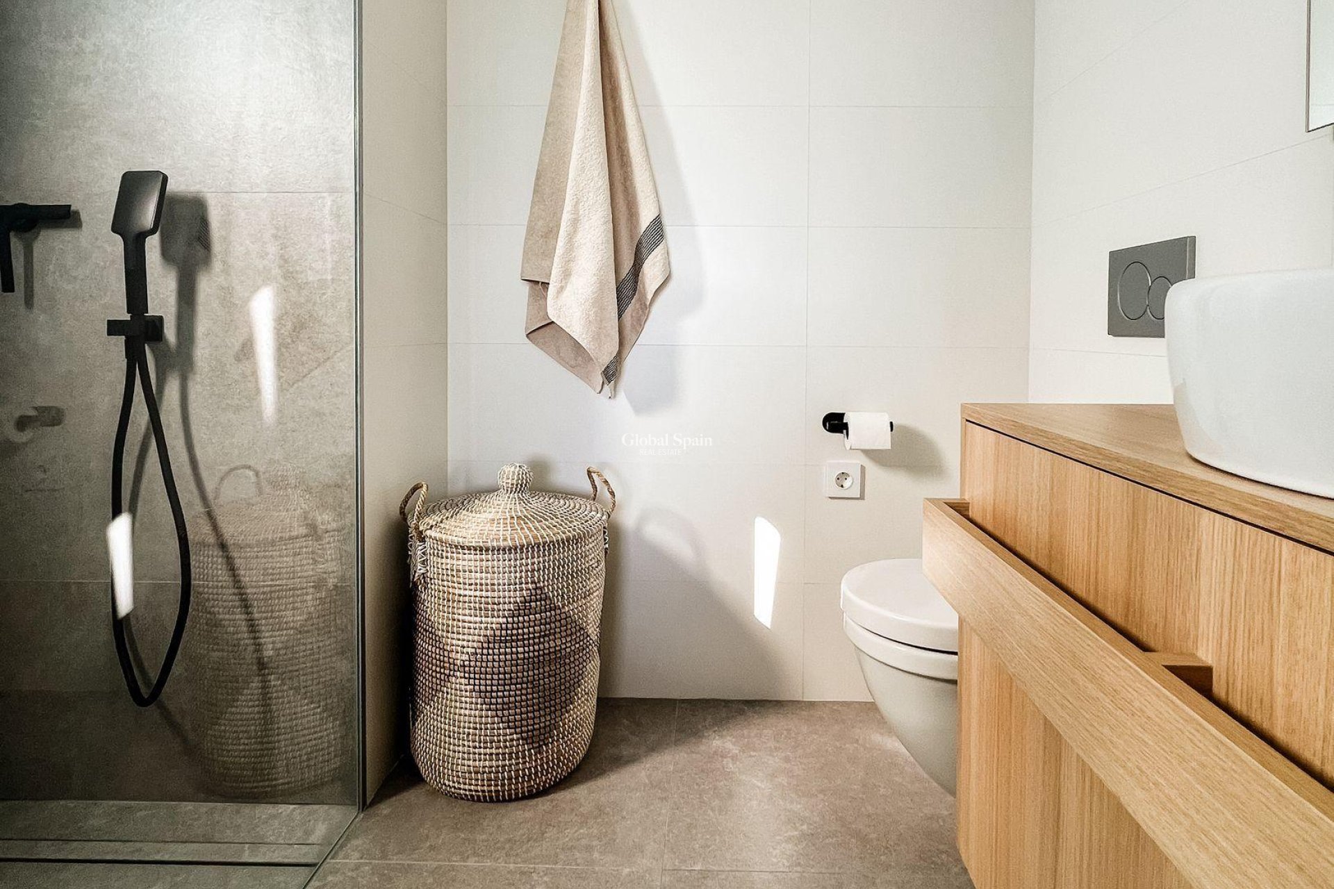 Resale - APARTMENT -
ORIHUELA COSTA - Costa Blanca