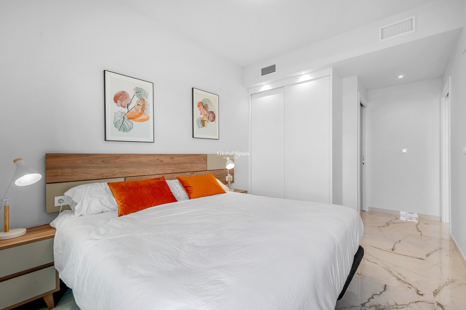 Resale - APARTMENT -
ORIHUELA COSTA - Costa Blanca