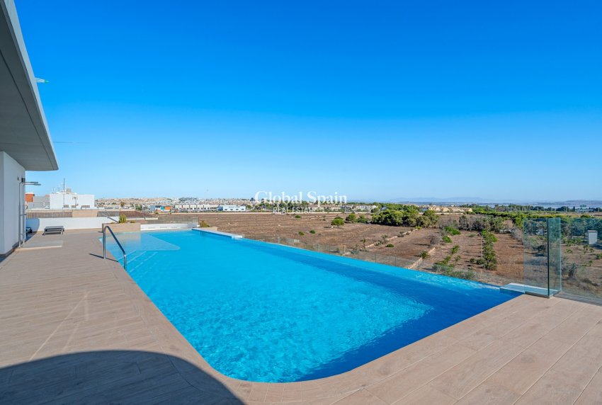 Resale - APARTMENT -
ORIHUELA COSTA - Costa Blanca