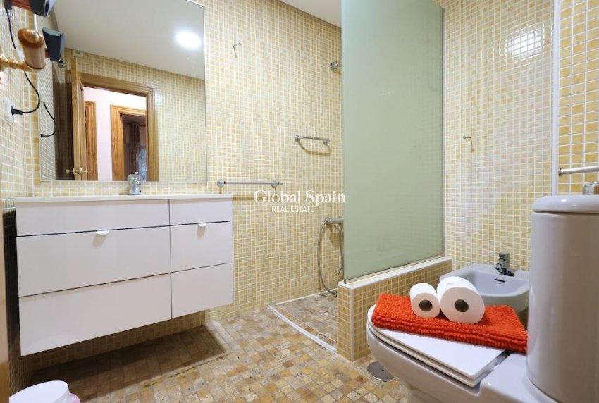 Resale - APARTMENT -
ORIHUELA COSTA - Costa Blanca