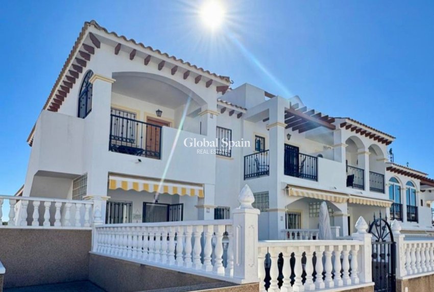 Resale - APARTMENT -
ORIHUELA COSTA - Costa Blanca