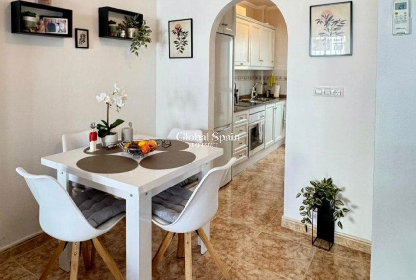 Resale - APARTMENT -
ORIHUELA COSTA - Costa Blanca