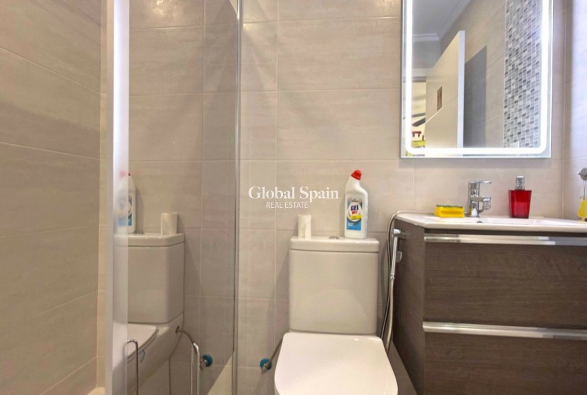 Resale - APARTMENT -
ORIHUELA COSTA - Costa Blanca