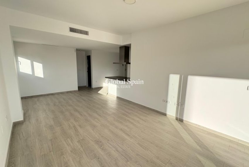 Resale - APARTMENT -
ORIHUELA COSTA - Costa Blanca