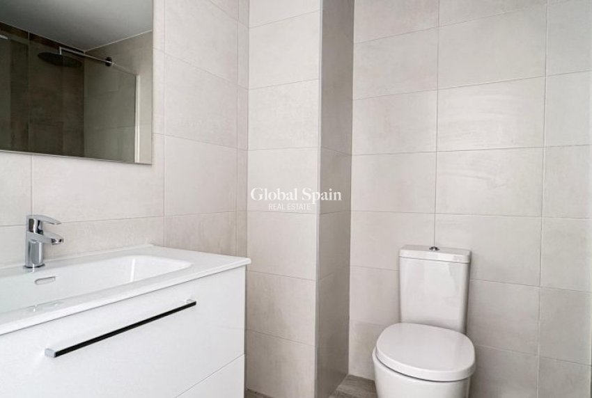 Resale - APARTMENT -
ORIHUELA COSTA - Costa Blanca