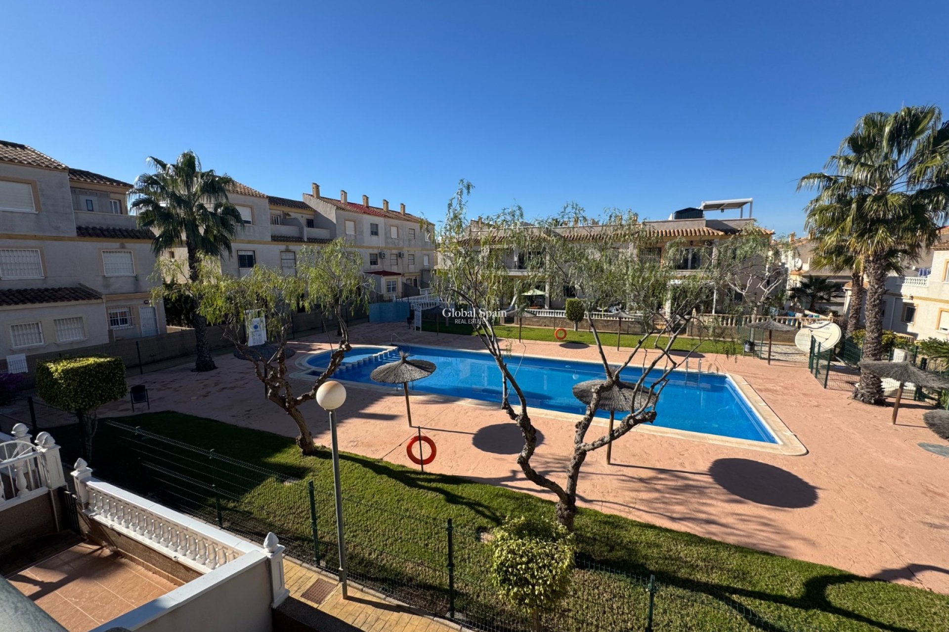 Resale - APARTMENT -
ORIHUELA COSTA - Costa Blanca